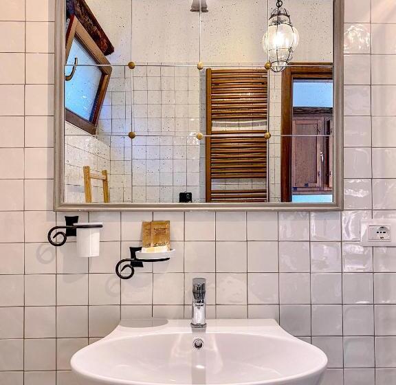اتاق استاندارد چهارنفره با چشم‌انداز باغ, Tenuta Novecento Bioagriturismo