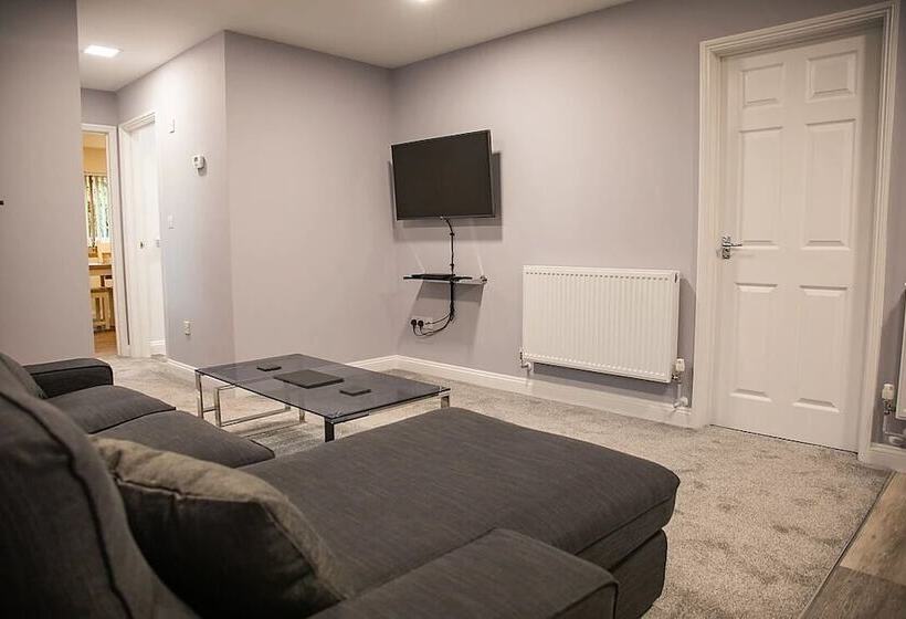 סוויטה, The Annexe @ Elmbank   Adults Only