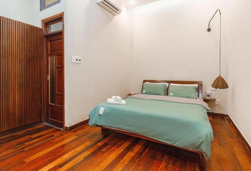 ویلای یک اتاق خوابه با استخر شنا, Chaca Beach