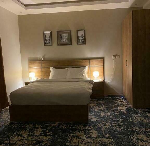 Семейное Студио, Lova Suites