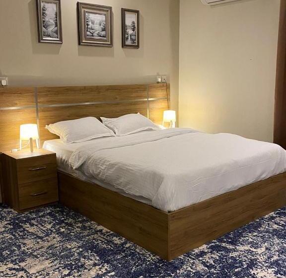 ファミリーステューディオ, Lova Suites