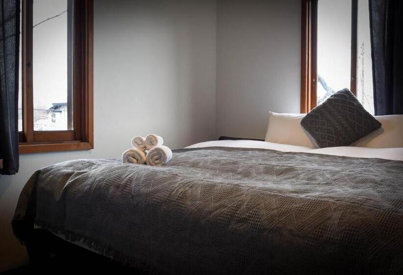 Standardzimmer Geteiltes Bad, The Joint