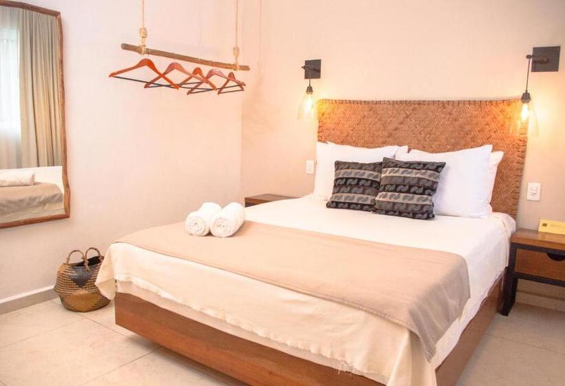 اتاق استاندارد, Agam