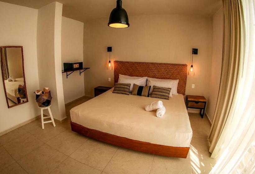 اتاق سوپریور با تخت بزرگ, Agam