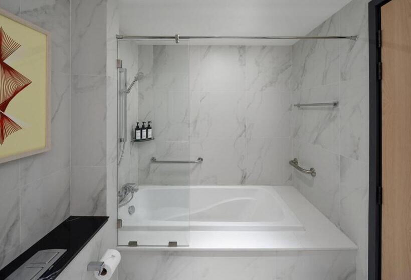 Sviitti 2 Makuuhuonetta, Sindhorn Midtown Hotel Bangkok, Vignette Collection   An Ihg