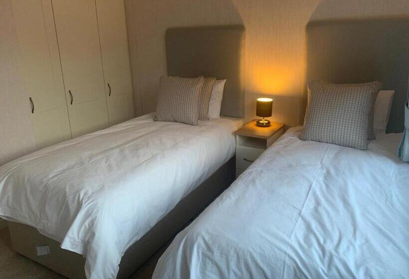 Дом 2 Спальни, Badgers Retreat Holiday Park