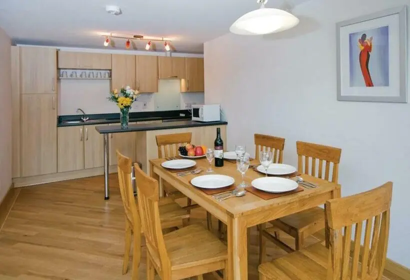 Apartament 2 Dormitoris, Redrock Apartments