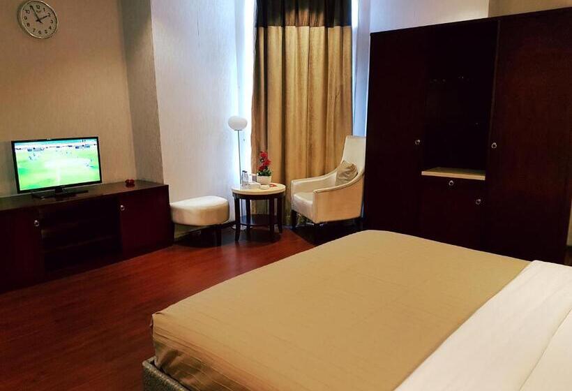 اتاق لوکس, White Moon Al Sadd