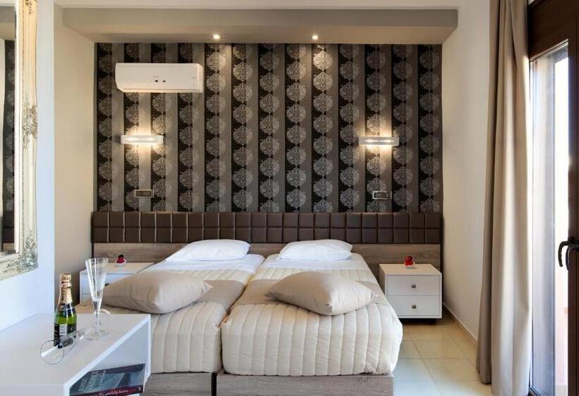 标准工作室带阳台, Kallitsakis Beach