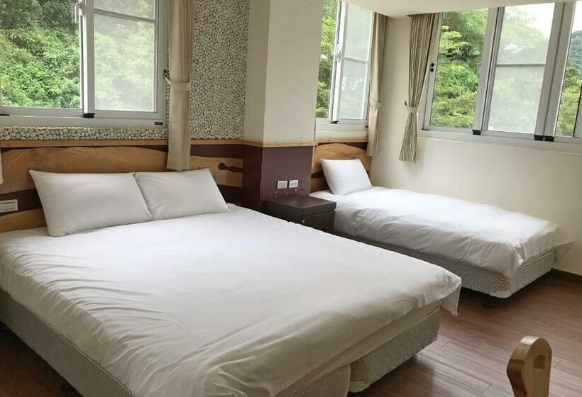 اتاق استاندارد سه نفره, Chihpen Lucky Hot Spring B&b