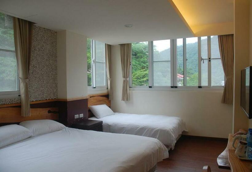 اتاق استاندارد سه نفره, Chihpen Lucky Hot Spring B&b