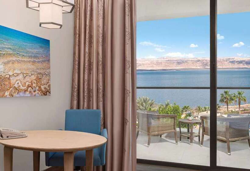 带2个双人床的标准工作室, Madison Beach