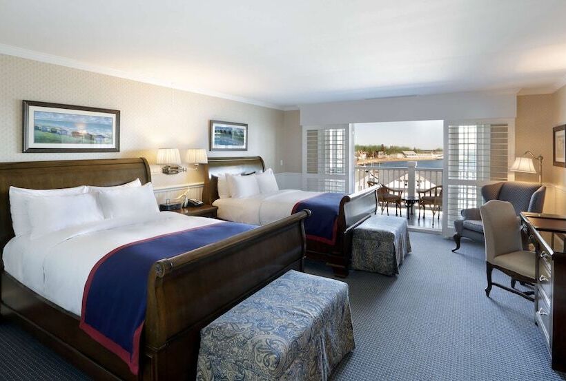 带2个双人床的标准工作室, Madison Beach