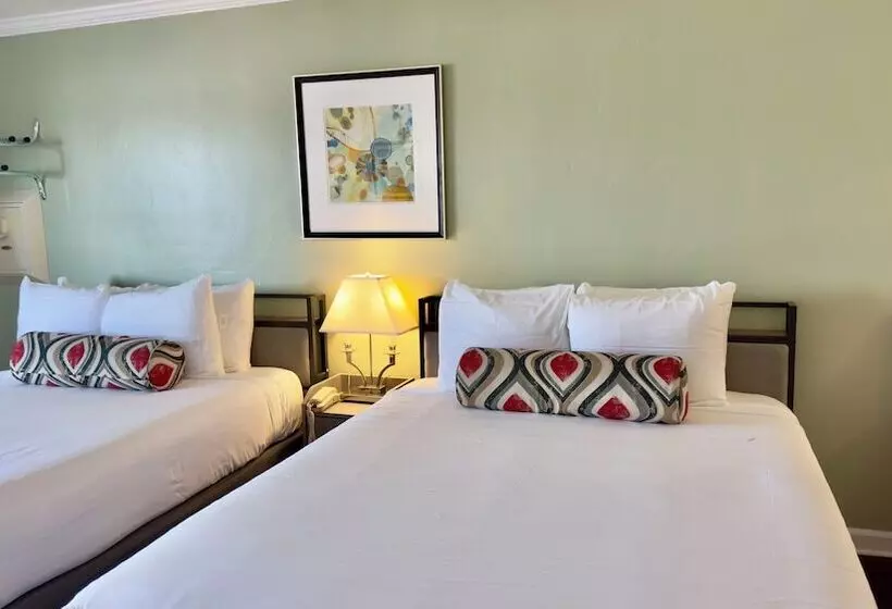 اتاق سوپریور, Marina Village Inn