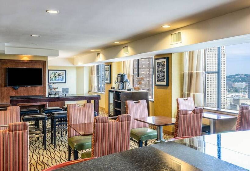 带2个双人床的标准工作室, Pittsburgh Marriott City Center