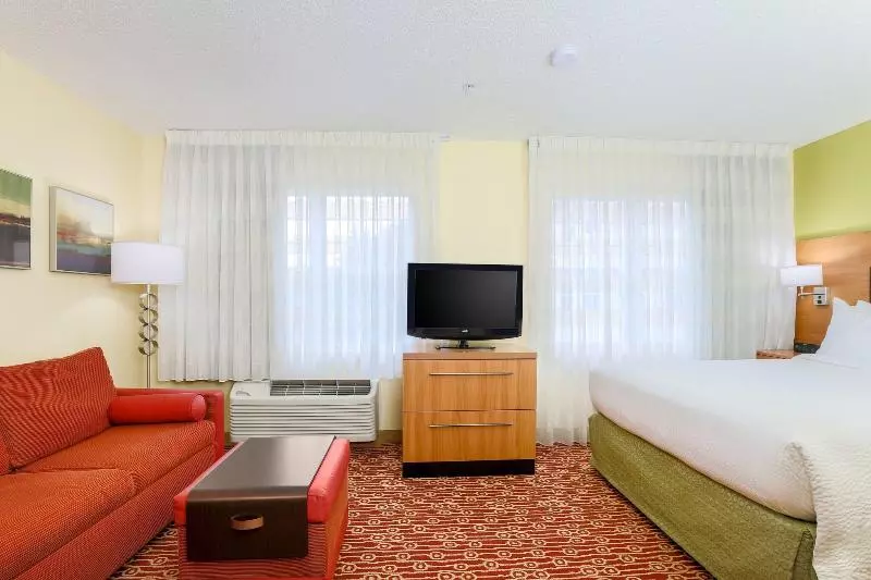 キングサイドベッドのスタンダードワンルーム, Sonesta Simply Suites Houston Brookhollow