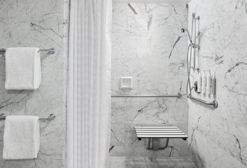 스탠다드 룸 킹사이즈 침대, Westfields Marriott Washington Dulles