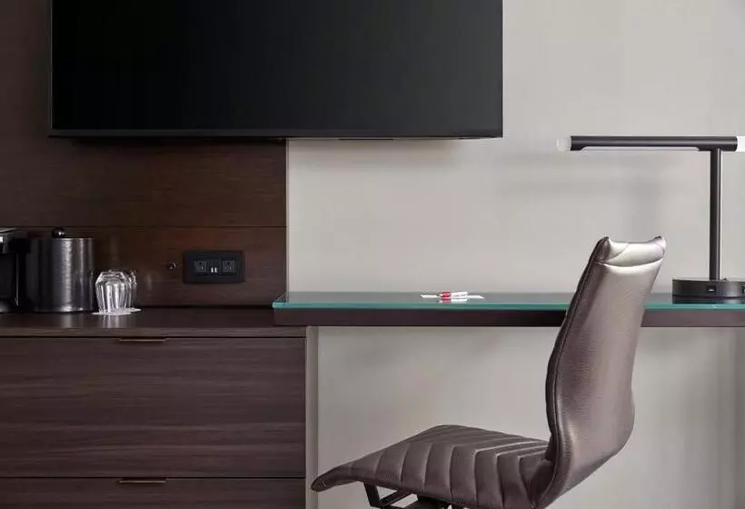 クイーンサイズベッドのスタンダードルーム, Westfields Marriott Washington Dulles
