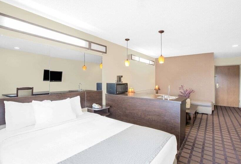 スイート, Microtel Inn & Suites By Wyndham Franklin