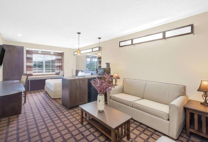 スイート, Microtel Inn & Suites By Wyndham Franklin