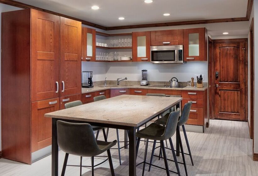 דירת שלושה חדרים, The Hythe, A Luxury Collection Resort, Vail