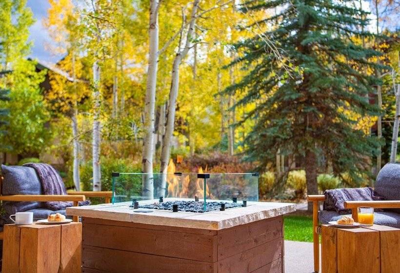 ダブルベッドスタンダードルーム, The Hythe, A Luxury Collection Resort, Vail