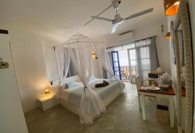 اتاق استاندارد با بالکن, Nos Kasa