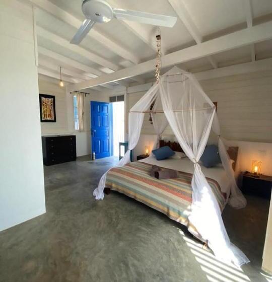 اتاق سوپریور با چشمانداز دریا و بالکن, Nos Kasa