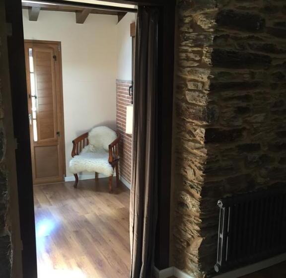 Номер Superior, As Miguiñas Do Cebreiro