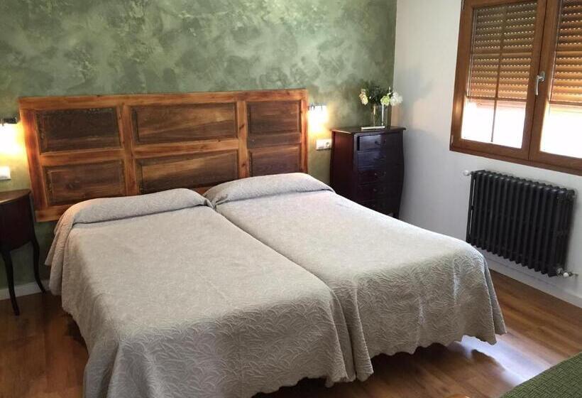 Номер Стандарт Трехместный, As Miguiñas Do Cebreiro