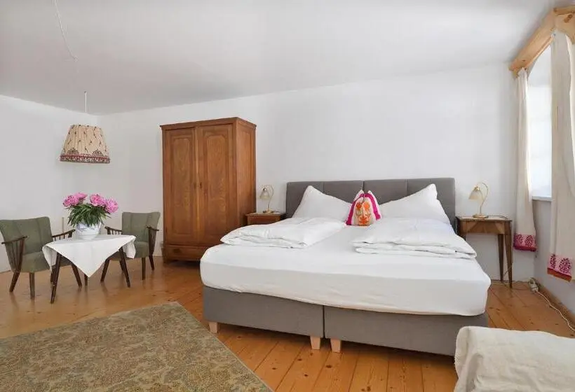 エコノミー４人部屋, Gasthof Simony Hallstatt B&b