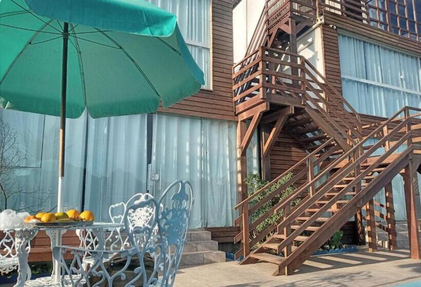 Люкс с Балконом, Pousada Jolie Maison