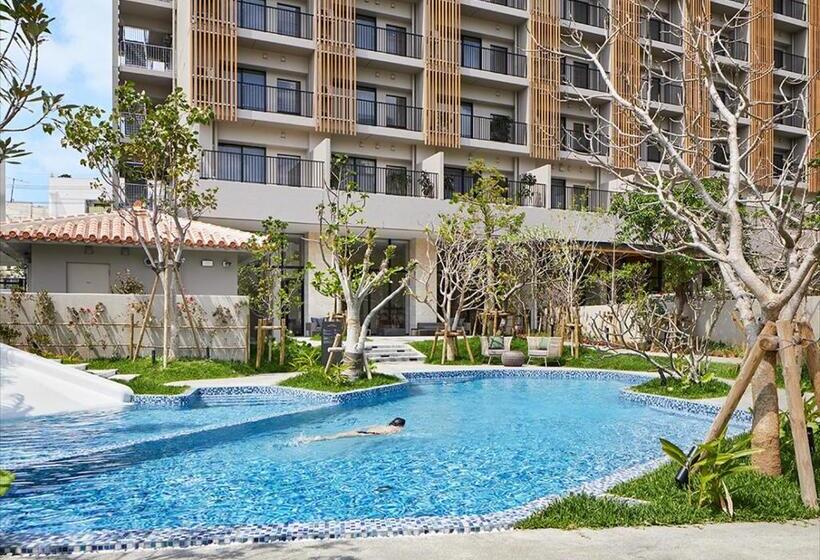 Номер Стандарт, Strata Naha