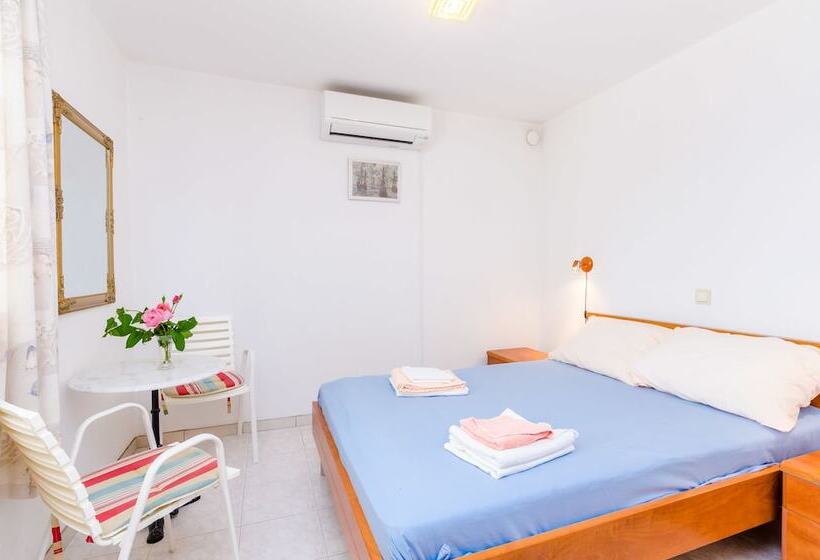 高级园景房, Villa Bind