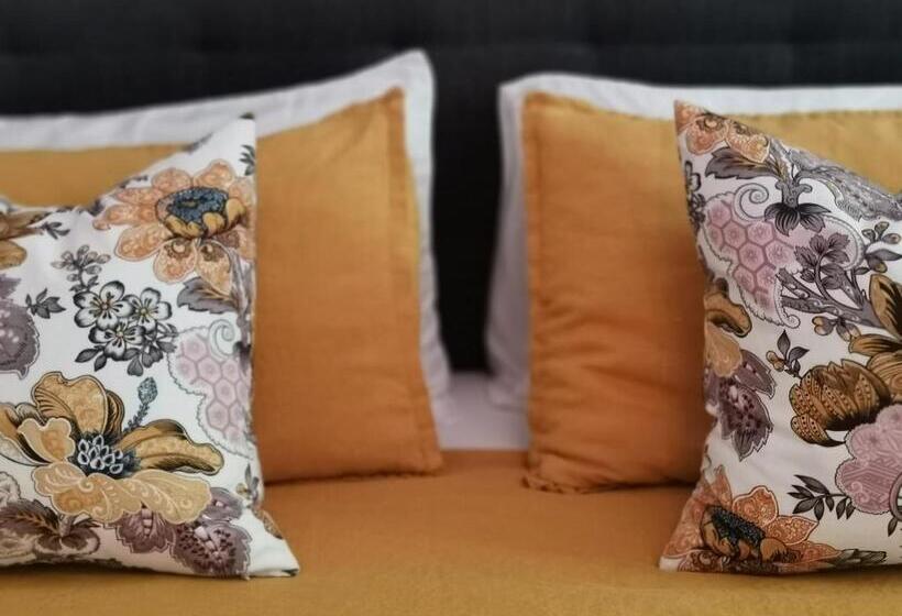 חדר דחוקס עם מיטת קינג, Maison De L'aguze