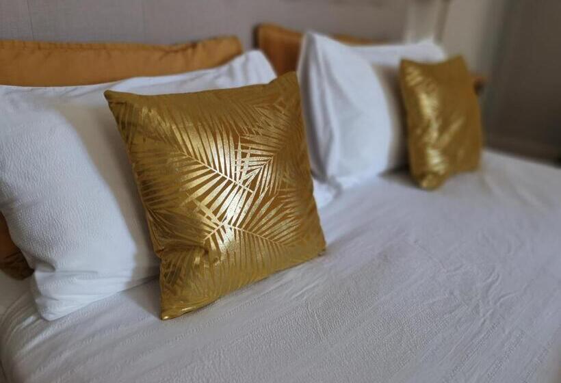 חדר דלוקס, Maison De L'aguze