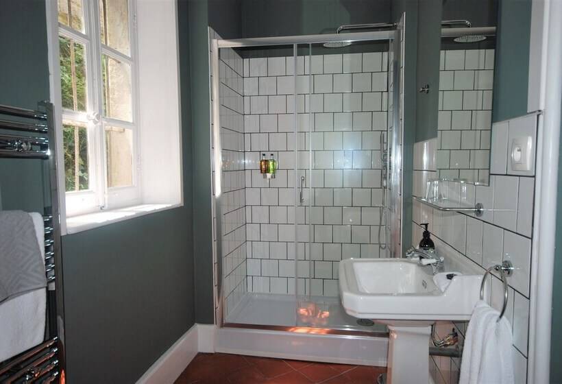 חדר דלוקס, Maison De L'aguze