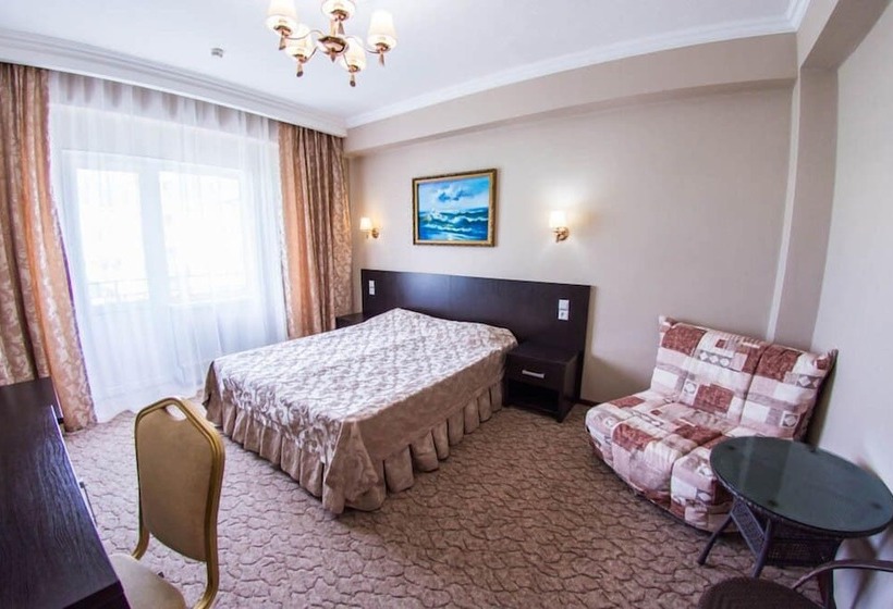 اتاق استاندارد, Astoria