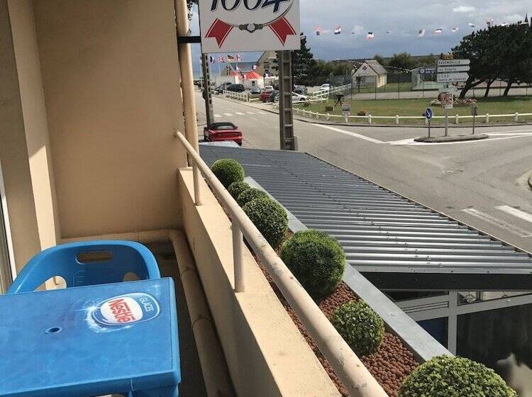 غرفة قياسية ثلاثية مزودة بشرفة, Hôtel De La Plage