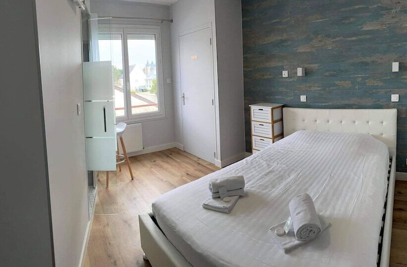 Номер Стандарт, Hôtel De La Plage