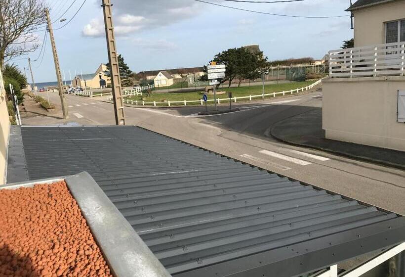 غرفة قياسية ثلاثية مزودة بشرفة, Hôtel De La Plage