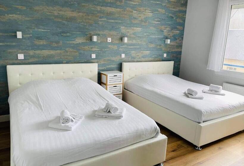 غرفة قياسية رباعية, Hôtel De La Plage