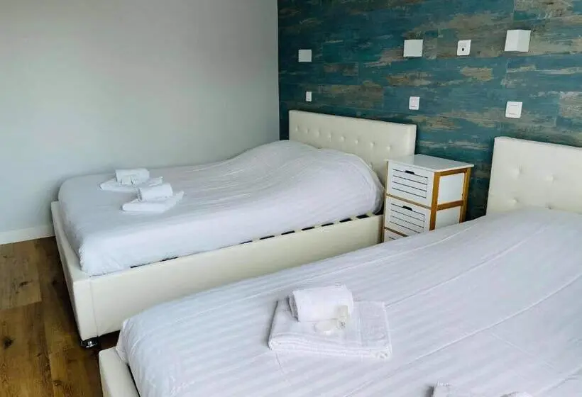 スタンダード4人部屋, Hôtel De La Plage