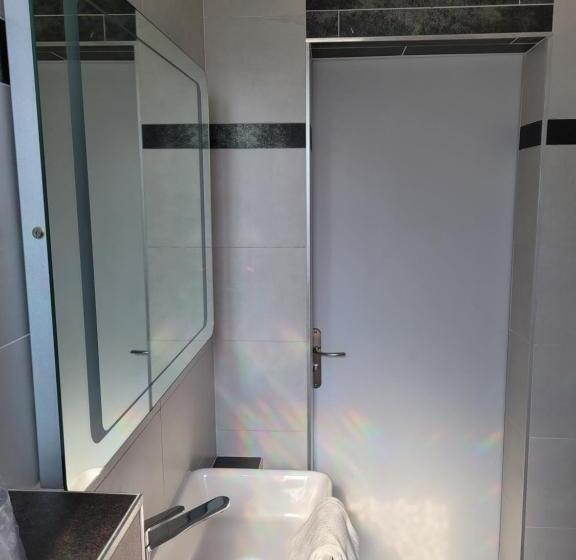 غرفة قياسية رباعية, Hôtel De La Plage