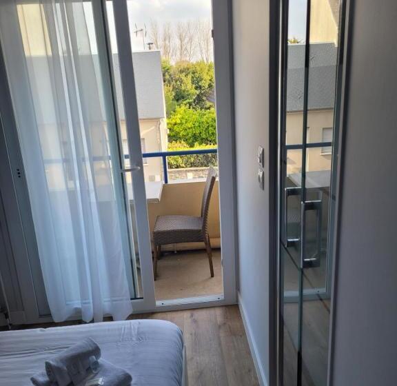 Номер Стандарт Вид на Море с Балконом, Hôtel De La Plage