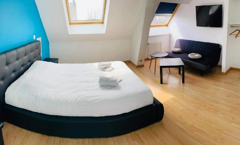 غرفة قياسية ثلاثية, Hôtel De La Plage