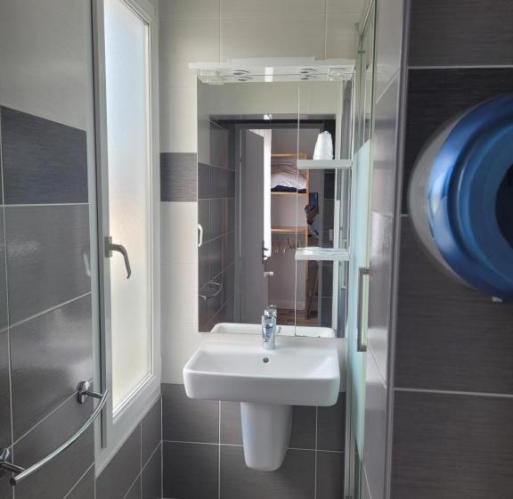 Standard room with outdoor bath, Hôtel De La Plage