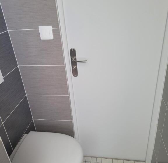 غرفة قياسية مع حمام خارجي, Hôtel De La Plage