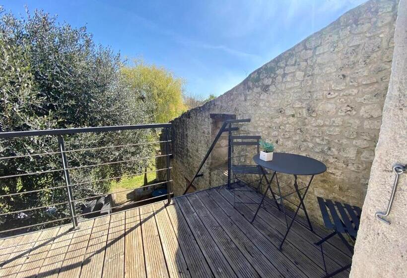 غرفة قياسية مزوَّدة بتراس, ô Chambres D Hôtes