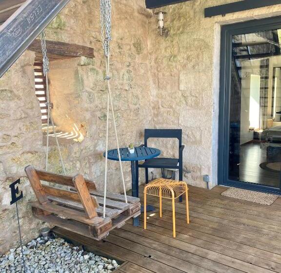 غرفة قياسية مزوَّدة بتراس, ô Chambres D Hôtes